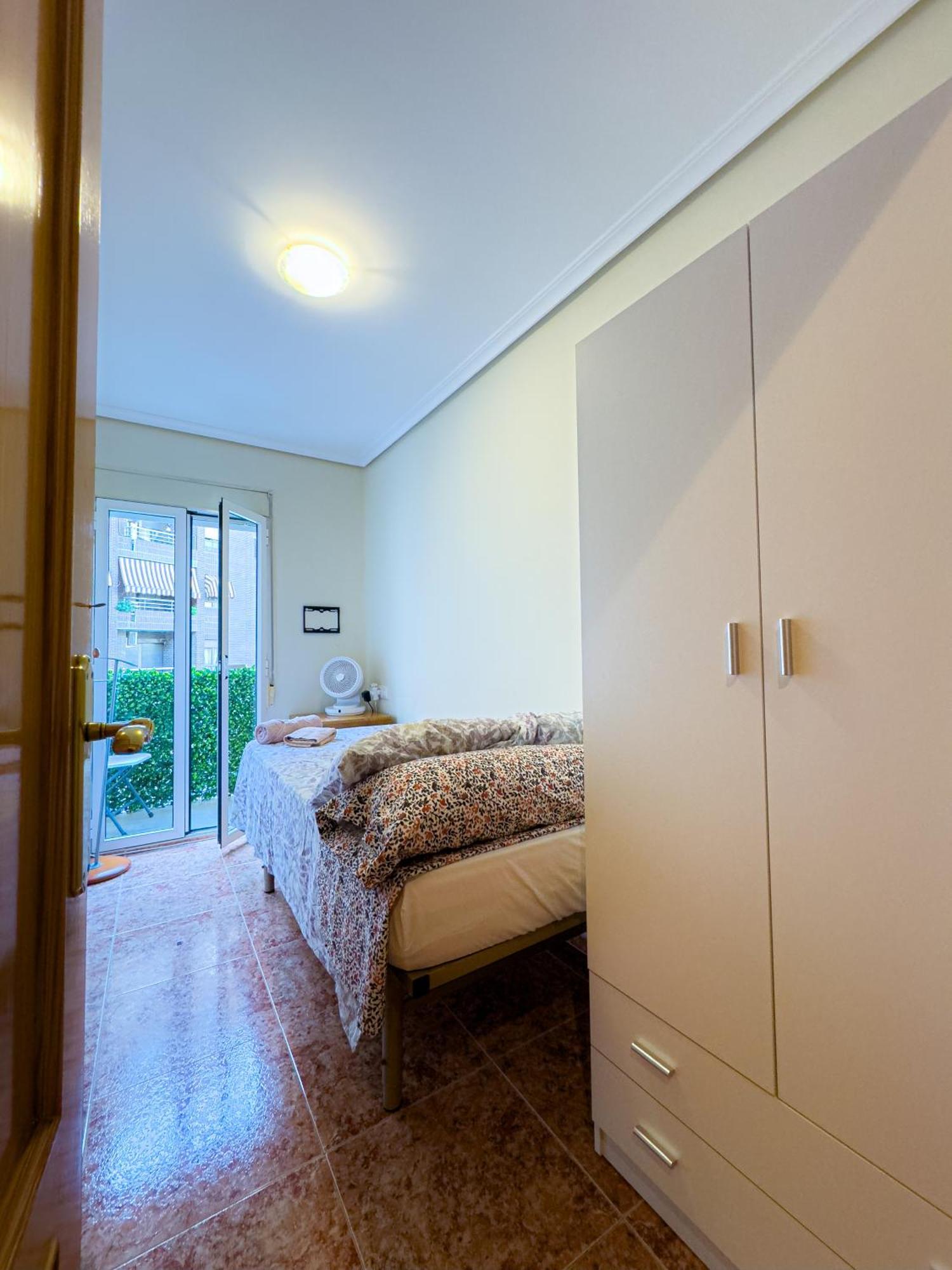 Rooms In Valencia Great Location In Shared Apartment Экстерьер фото